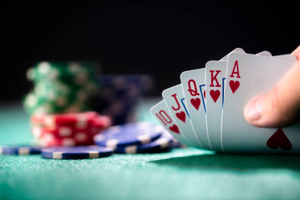 Dewa Poker: Menguak Rahasia Kemenangan Poker Online